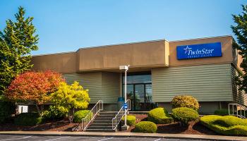 Photo of the Olympia branch from the parking lot