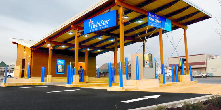 TwinStar drive through branch in Aberdeen, Washington.